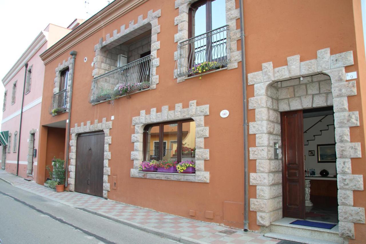 Locazioni Brevi La Rosaviola Guest Rooms 툴라다 외부 사진