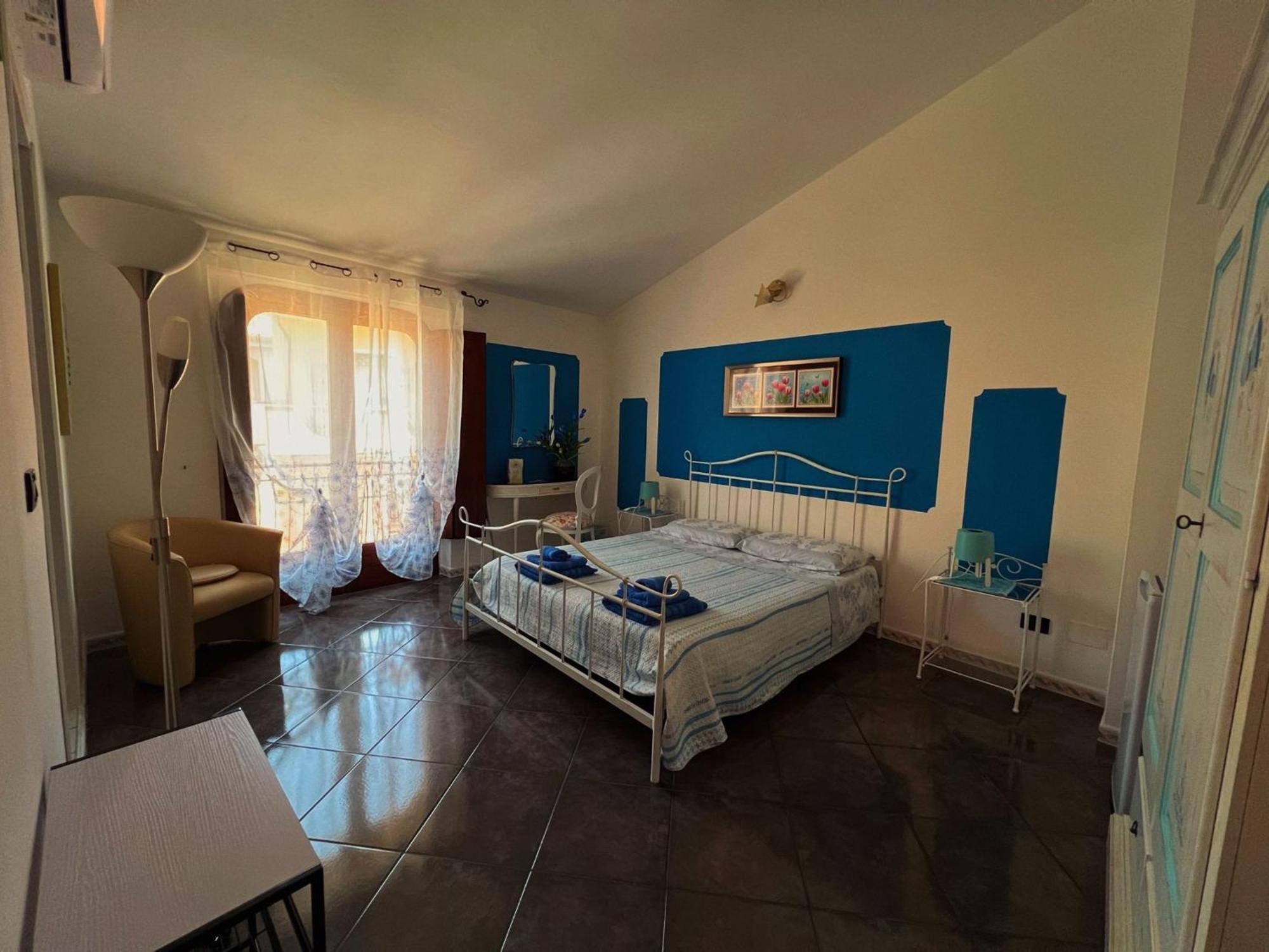 Locazioni Brevi La Rosaviola Guest Rooms 툴라다 외부 사진